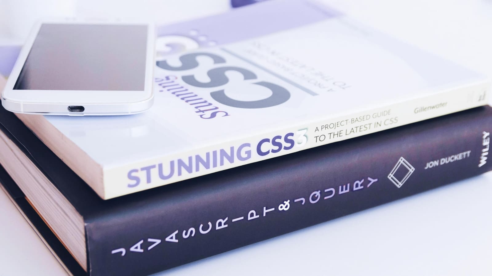 10 Best programming youtube channels you should give to your dev team (Ranked)